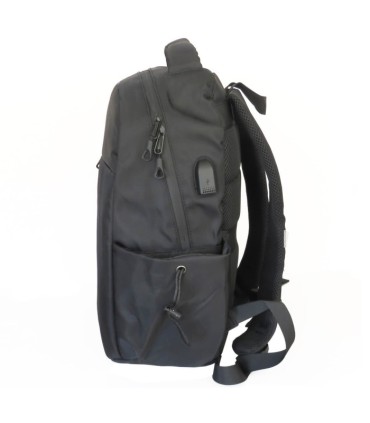 Czarny plecak młodzieżowy miejski szkolny Youtrendy, USB, 22l