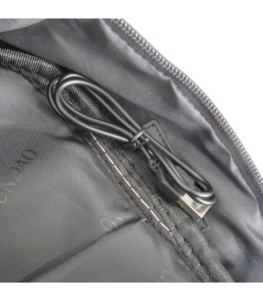 Czarny plecak młodzieżowy miejski szkolny Youtrendy, USB, 22l